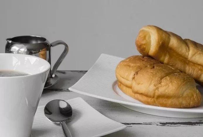 面包不排气会怎么样,面包发过了排气的方法