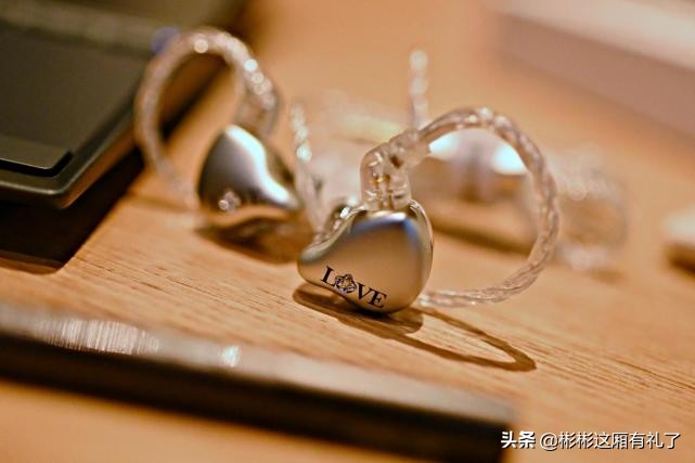 中年包包男款40到50岁翻毛皮,中年男人时尚新款休闲包