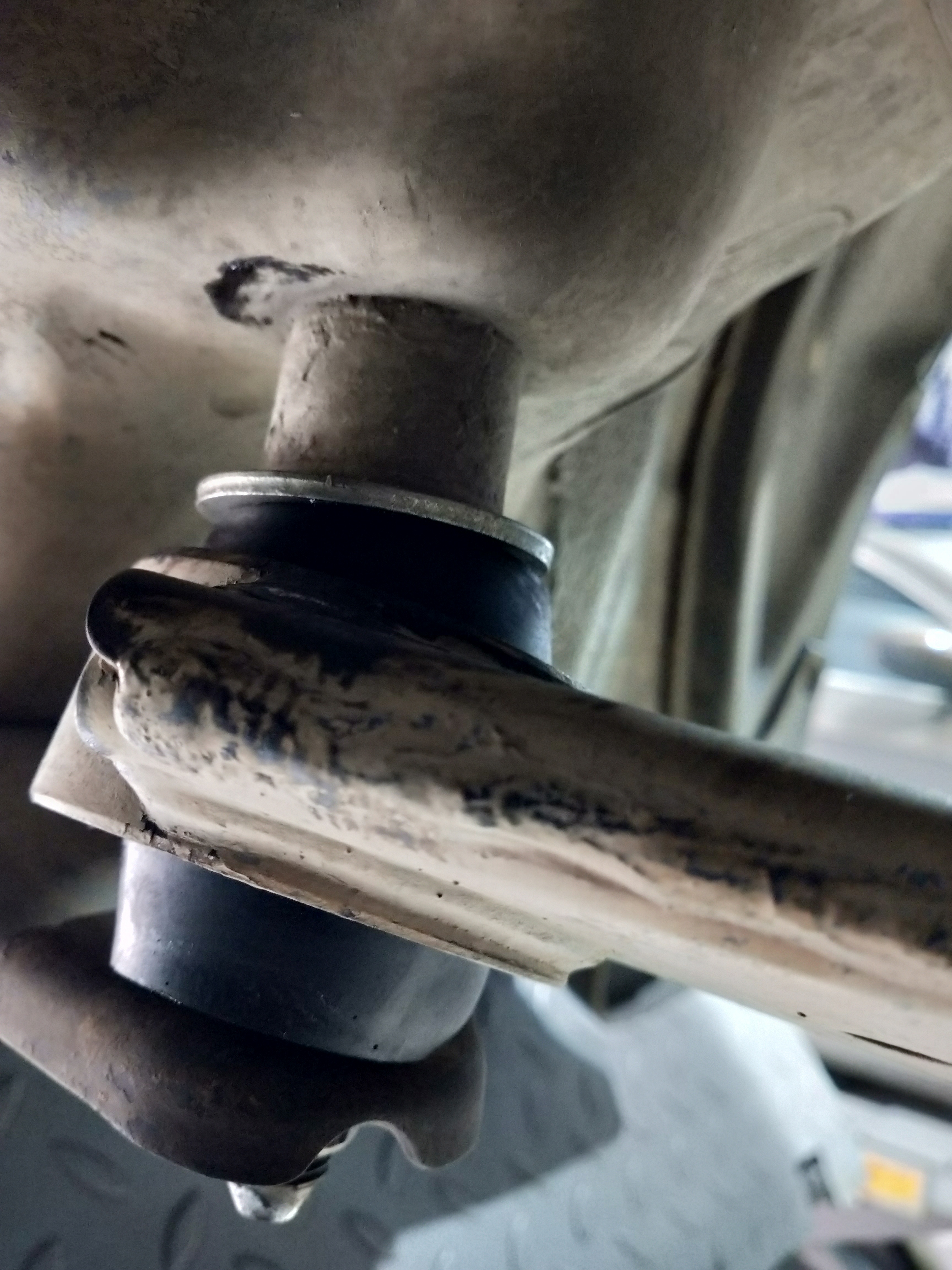 斯巴鲁底盘拆解视频,斯巴鲁底盘整备维修多少钱