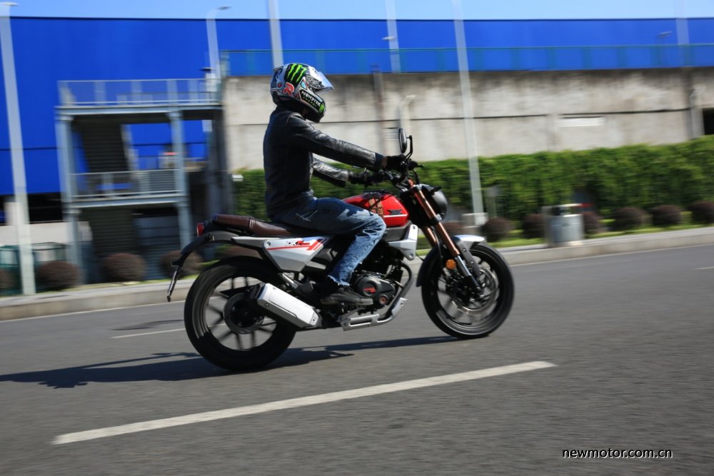 力帆DK150复古提车感受,力帆kp150