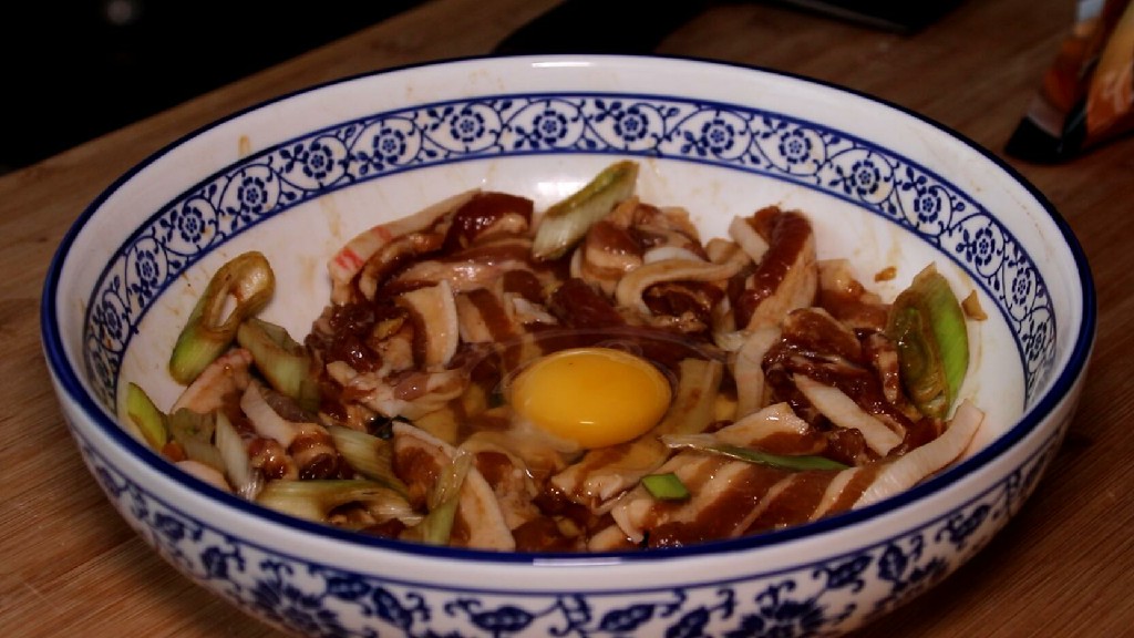 做粉蒸肉的粉用什么米炒,粉蒸肉成型后怎么炒着好吃