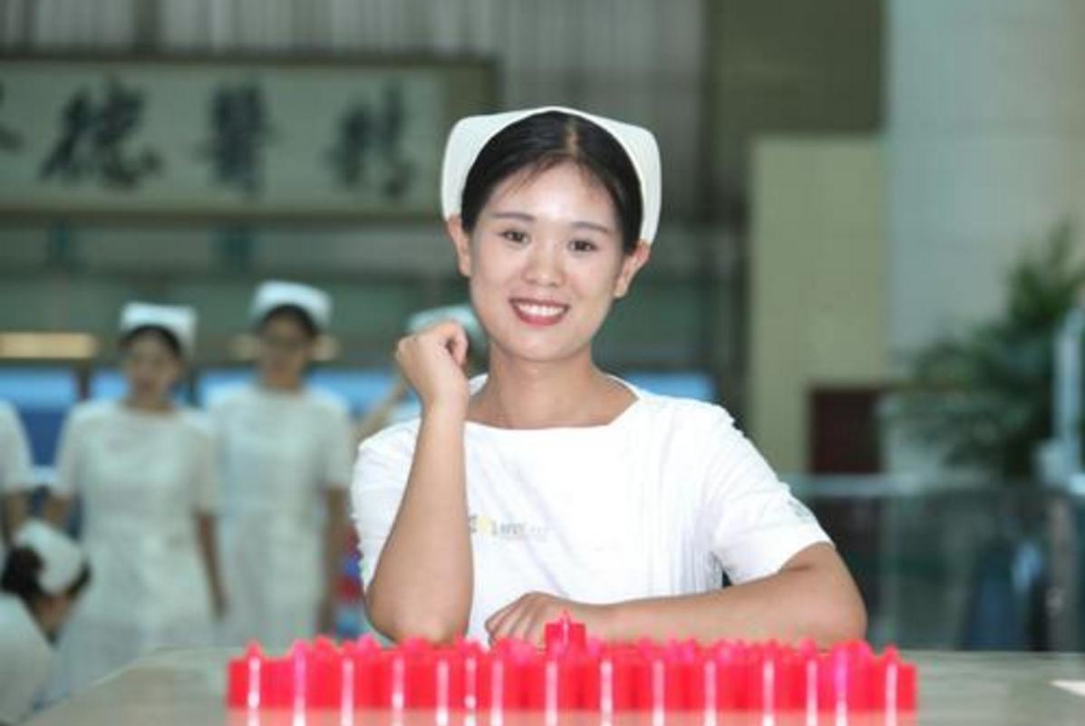 军护和普通护士哪个容易考,军职护士报考要求