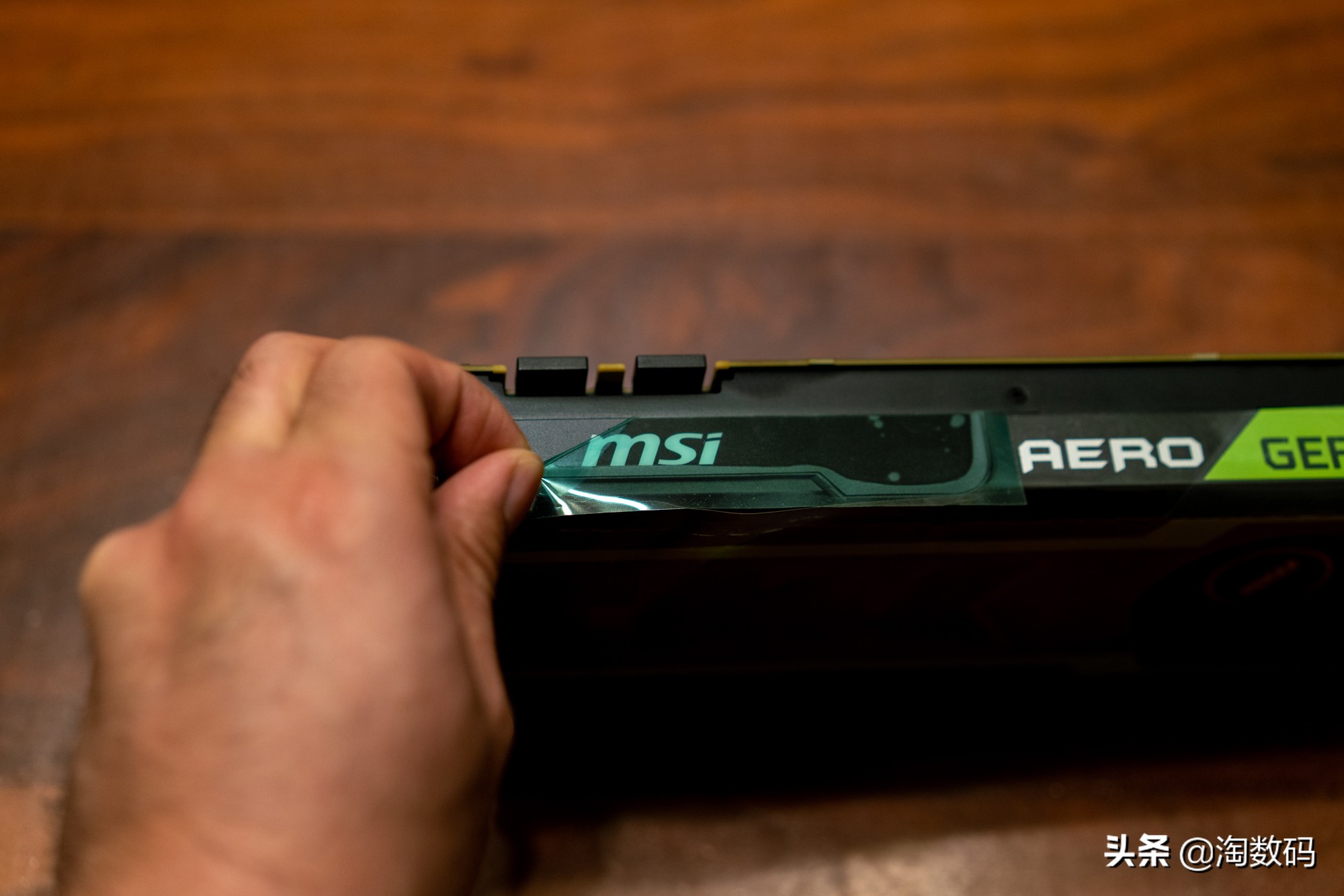 微星gtx1080ti11g涡轮公版显卡怎么样,微星gtx1080tiaero11g跑分