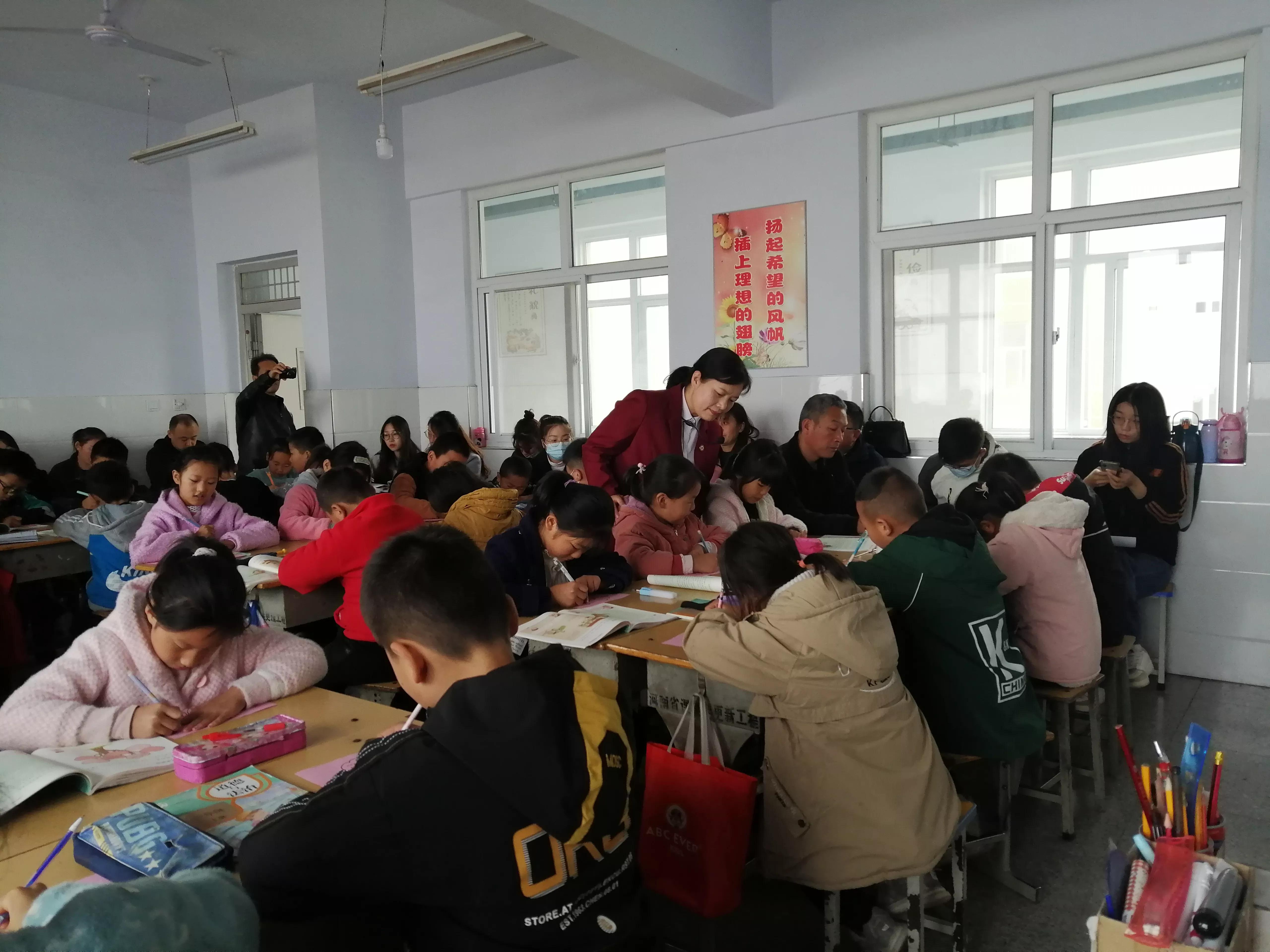 金秋送教情暖原康