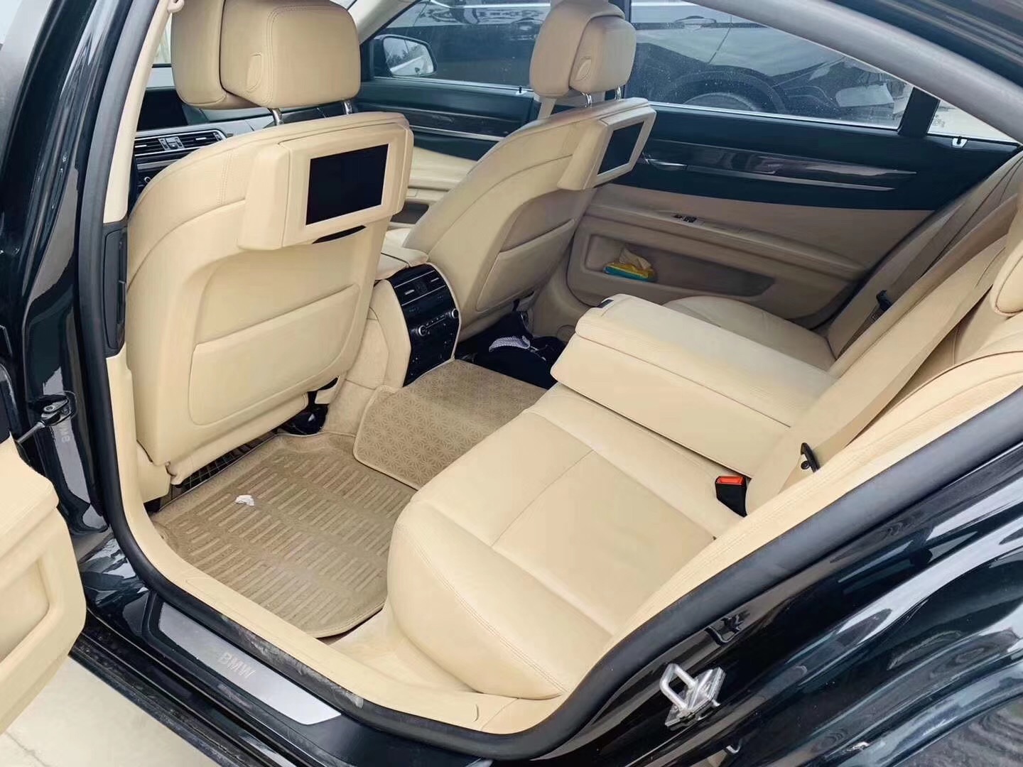 宝马740二手车哪一年性价比更高,宝马740lixdrive2020款全国最低价