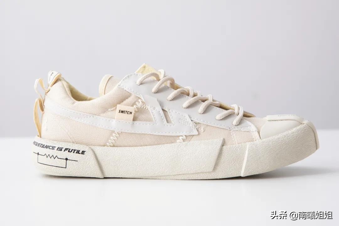 龚俊红色回力鞋子是哪一款,龚俊潮鞋搭配