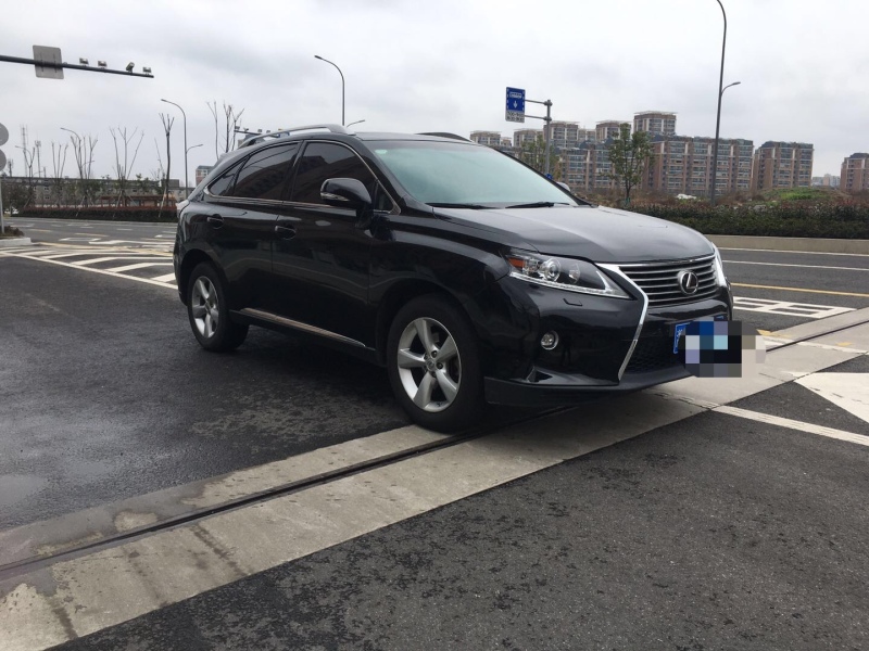 雷克萨斯rx270,雷克萨斯rx12款rx270烧机油吗