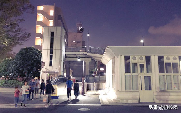 游戏中场景还原,人中之龙7横滨迷宫刷经验