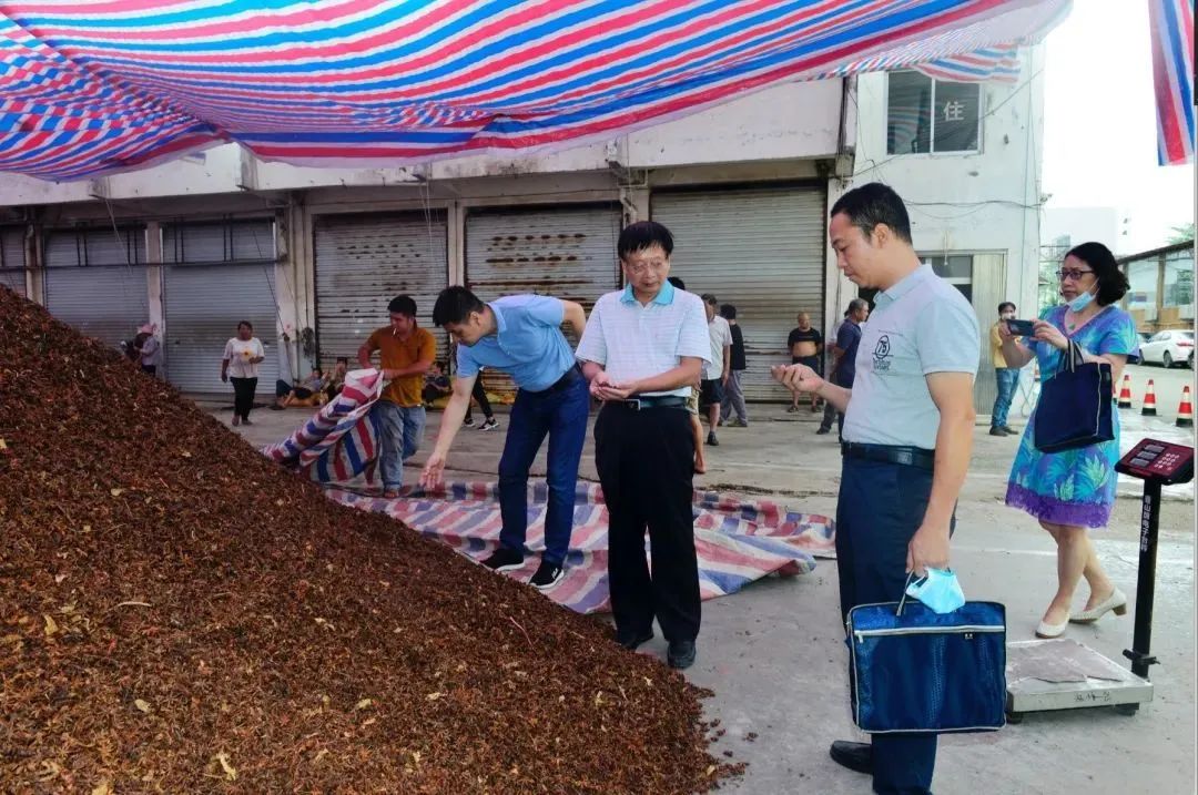 无硫八角和有硫八角价格,大红无硫磺八角