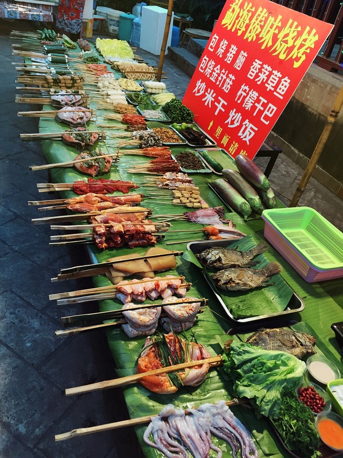 南宁至西双版纳旅游吃住行攻略,云南西双版纳旅游景点攻略自由行