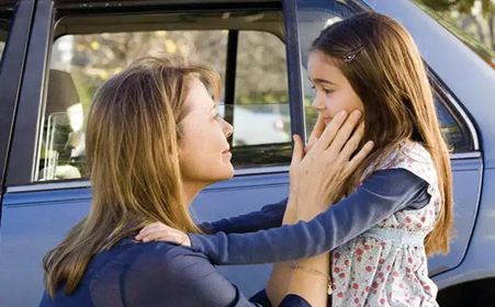 孩子一上学就肚子疼不上学就不疼,孩子上学肚子疼回家就不疼了