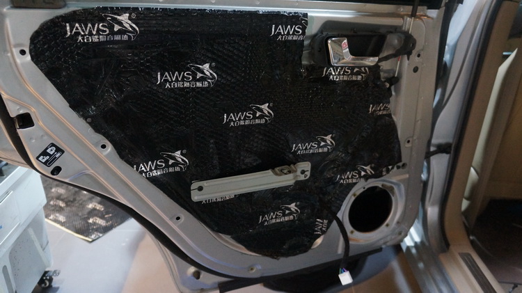 别克凯越音响改装哈曼,宝鸡别克凯越音响改装