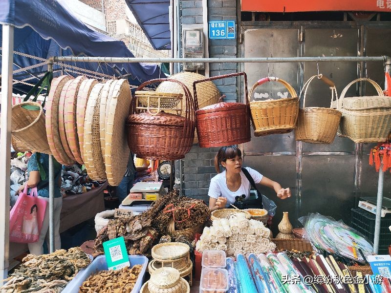 柳州青云菜市,菜价便宜美食多,位居市中心却如穿越时空的圩场