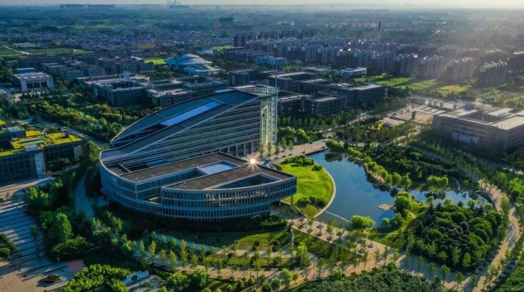 新一线城市高校排名,这四所大学上升快,潜力大,值得中等生关注