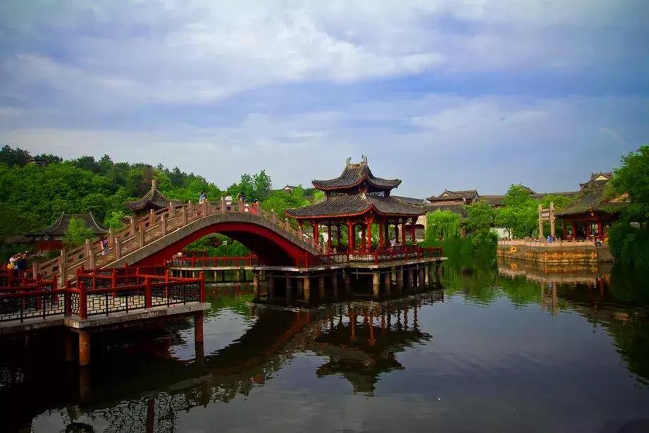 河南省春节旅游免门票景区 (春节河南6大景区半价)