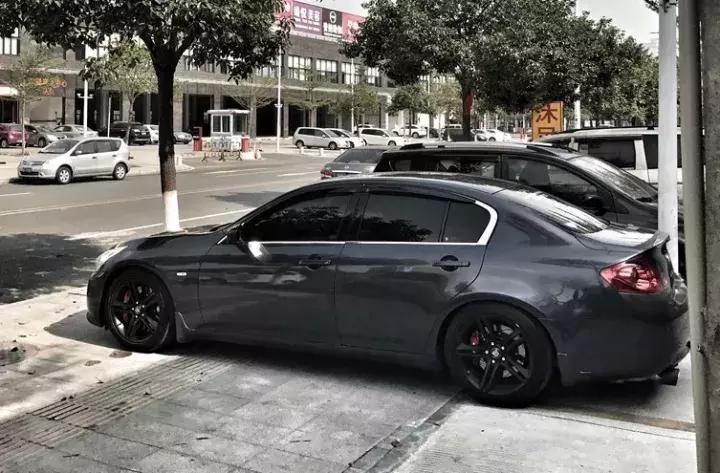 英菲尼迪g37coupe和g37的区别,英菲尼迪g37coupe2004款