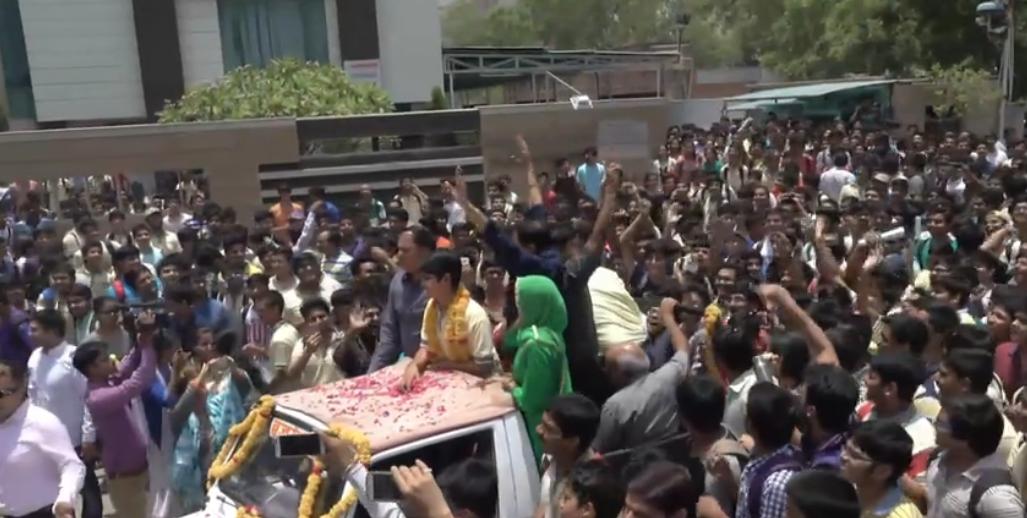 印度穷人能通过学习改变命运吗,印度穷人逆袭千万富翁