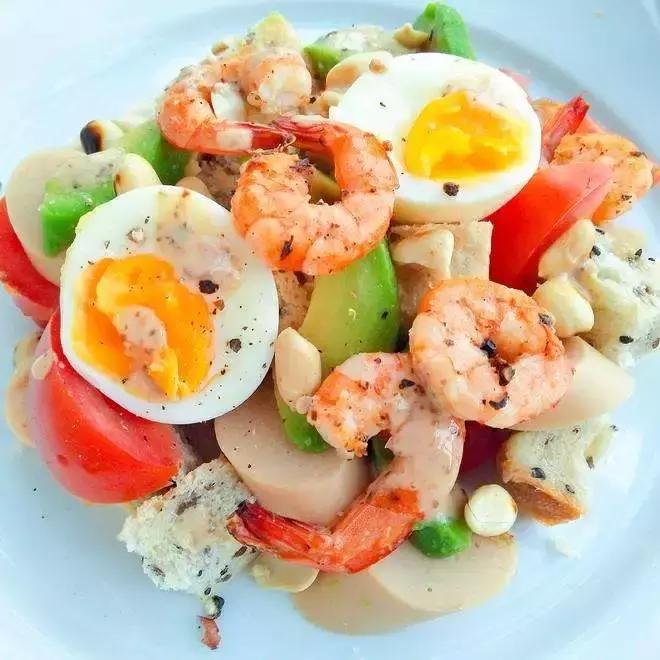 牛油果一个精心策划的骗局,牛油果一个18块