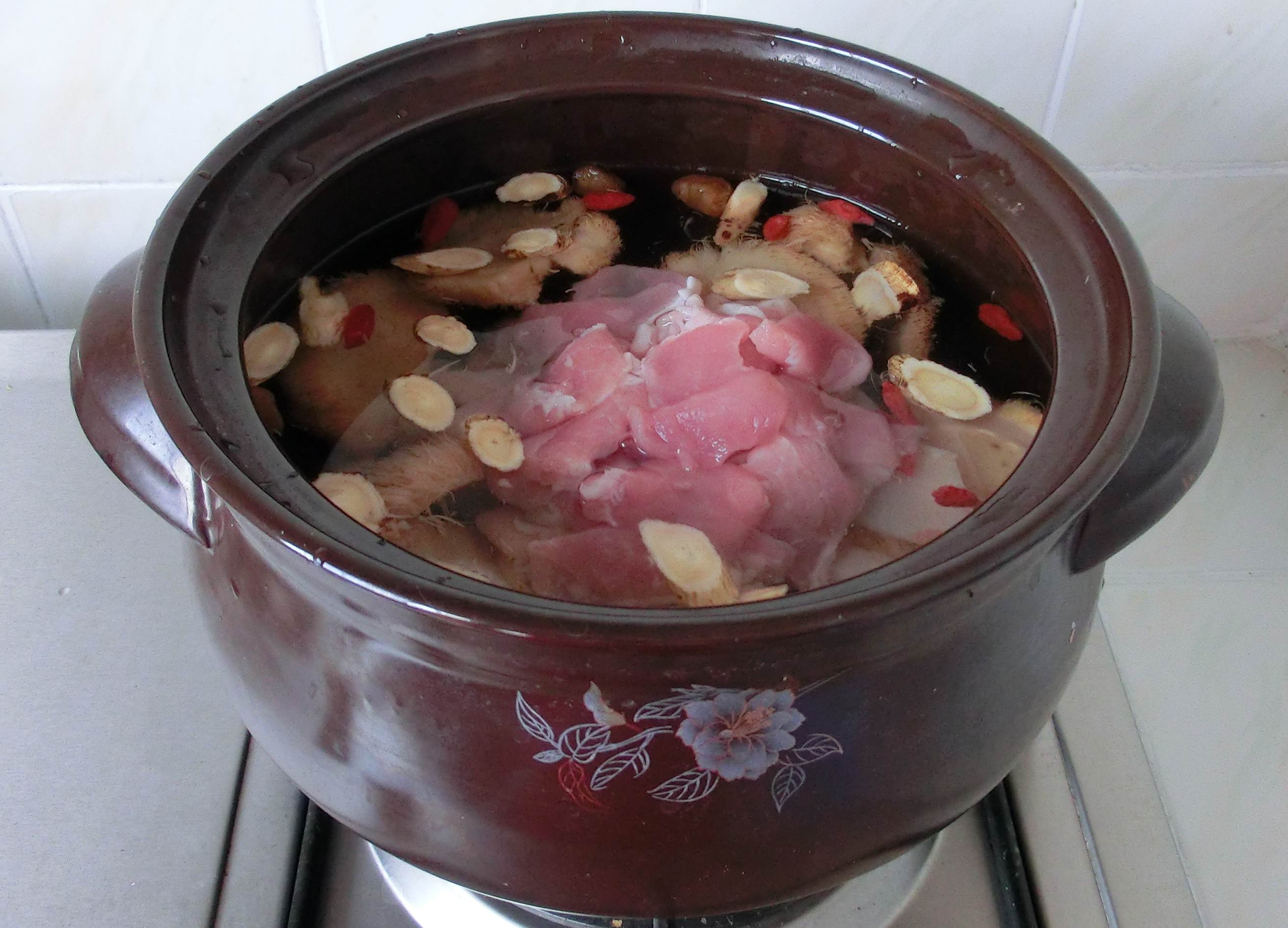 今天除夕,老话说:饮食自倍,脾胃乃伤,多吃“4个1”,保肝护胃