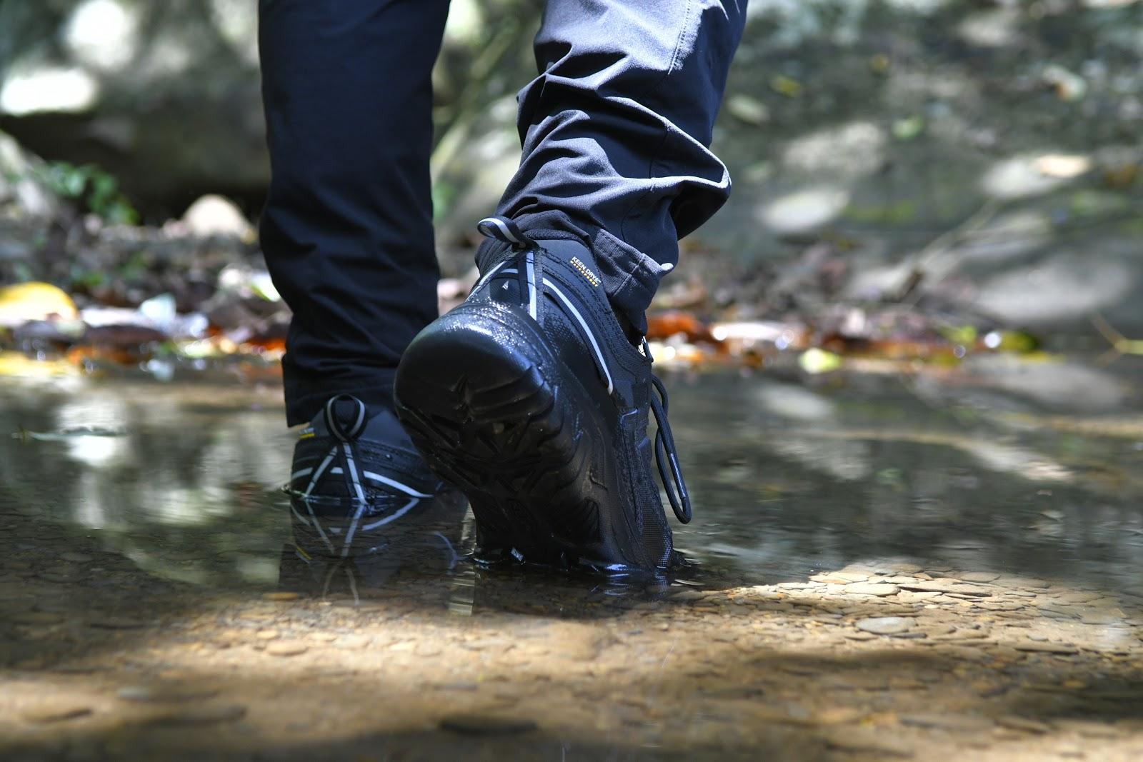户外登山鞋哪种比较好用耐穿,小白入门登山鞋怎么选购