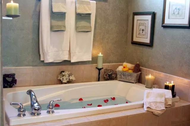 卧室壁纸怎么挑选,如何挑选壁纸图案