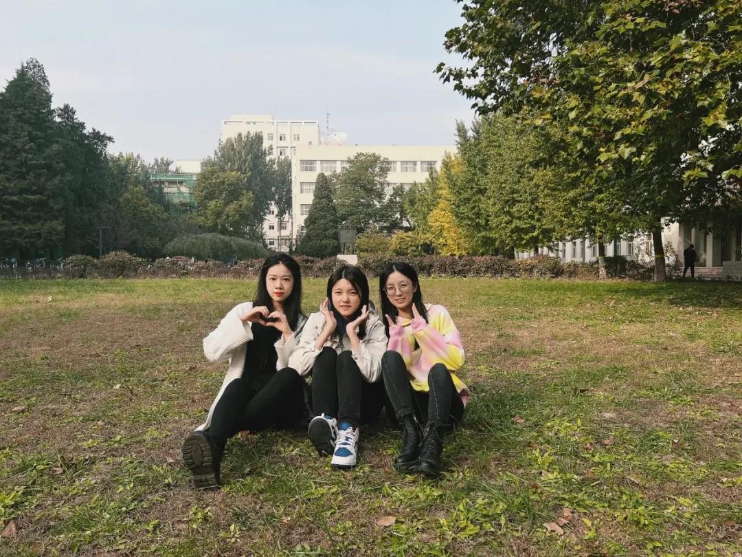 浙大学霸寝室四位姑娘全部保研,北科大学霸宿舍全员保研