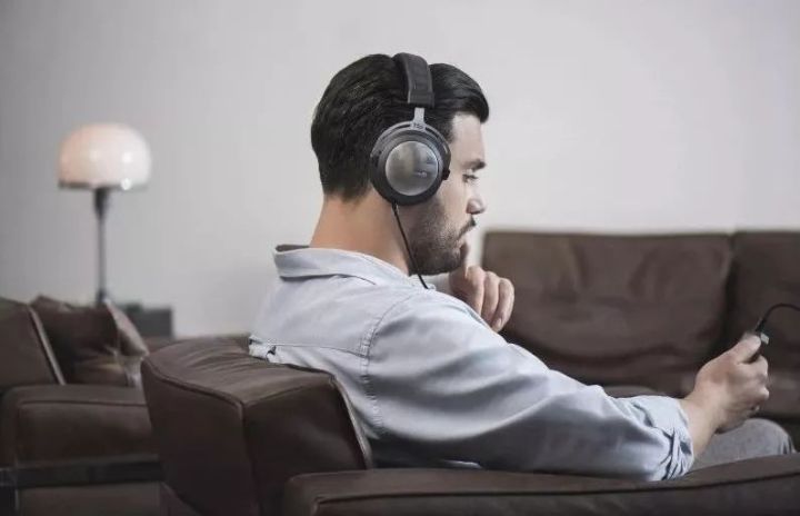 年底送礼就选它既有面子又有里子,年底节日多送礼