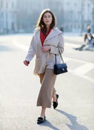 尖头吸烟鞋,好看时髦的鞋