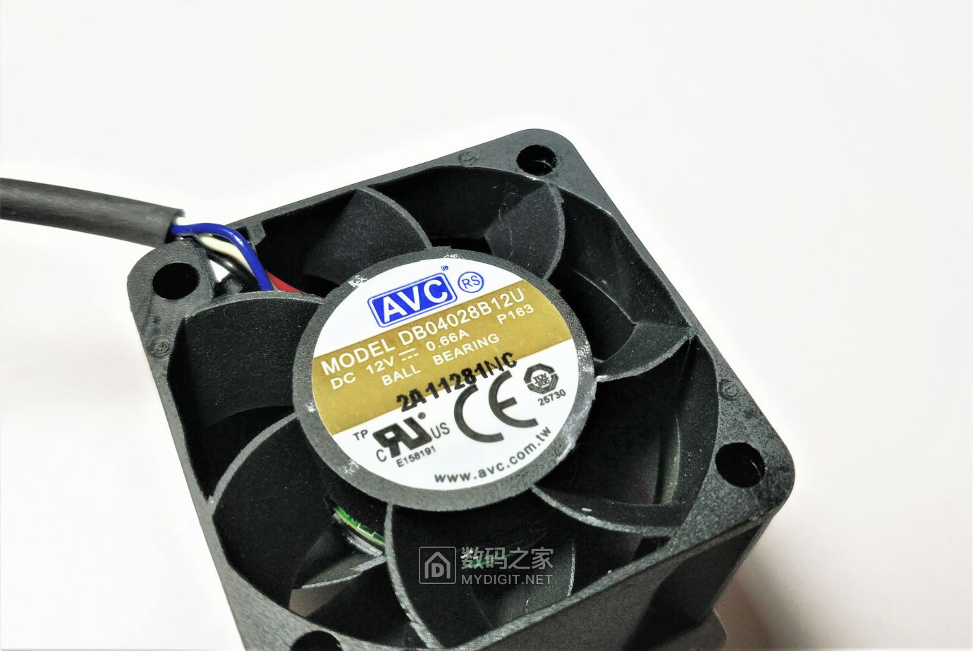 IBM服务器电源，艾默生7001578-j000675瓦电源拆机及原理图解