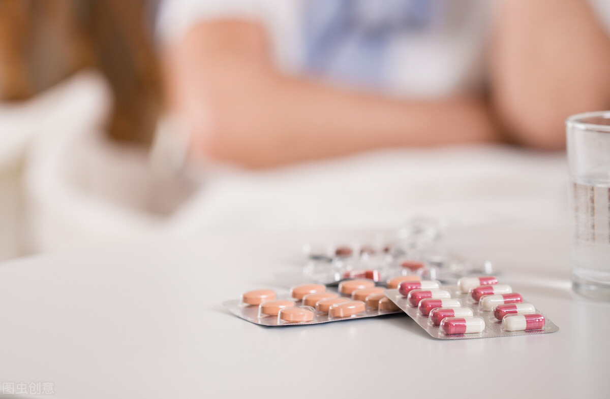 痘痘、闭口反反复复?搞定痘痘,这6种药不能少