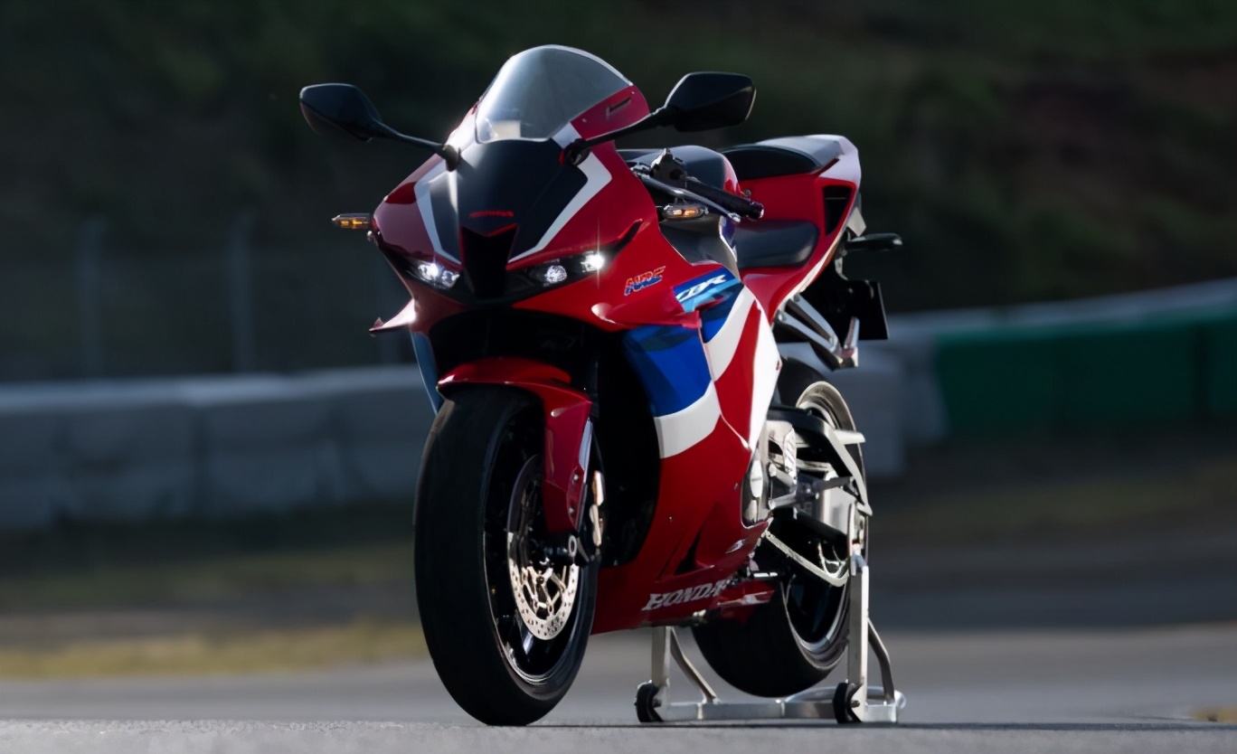 本田cbr600rr2024年能进中国大贸吗,本田cbr600rr中国能上牌吗