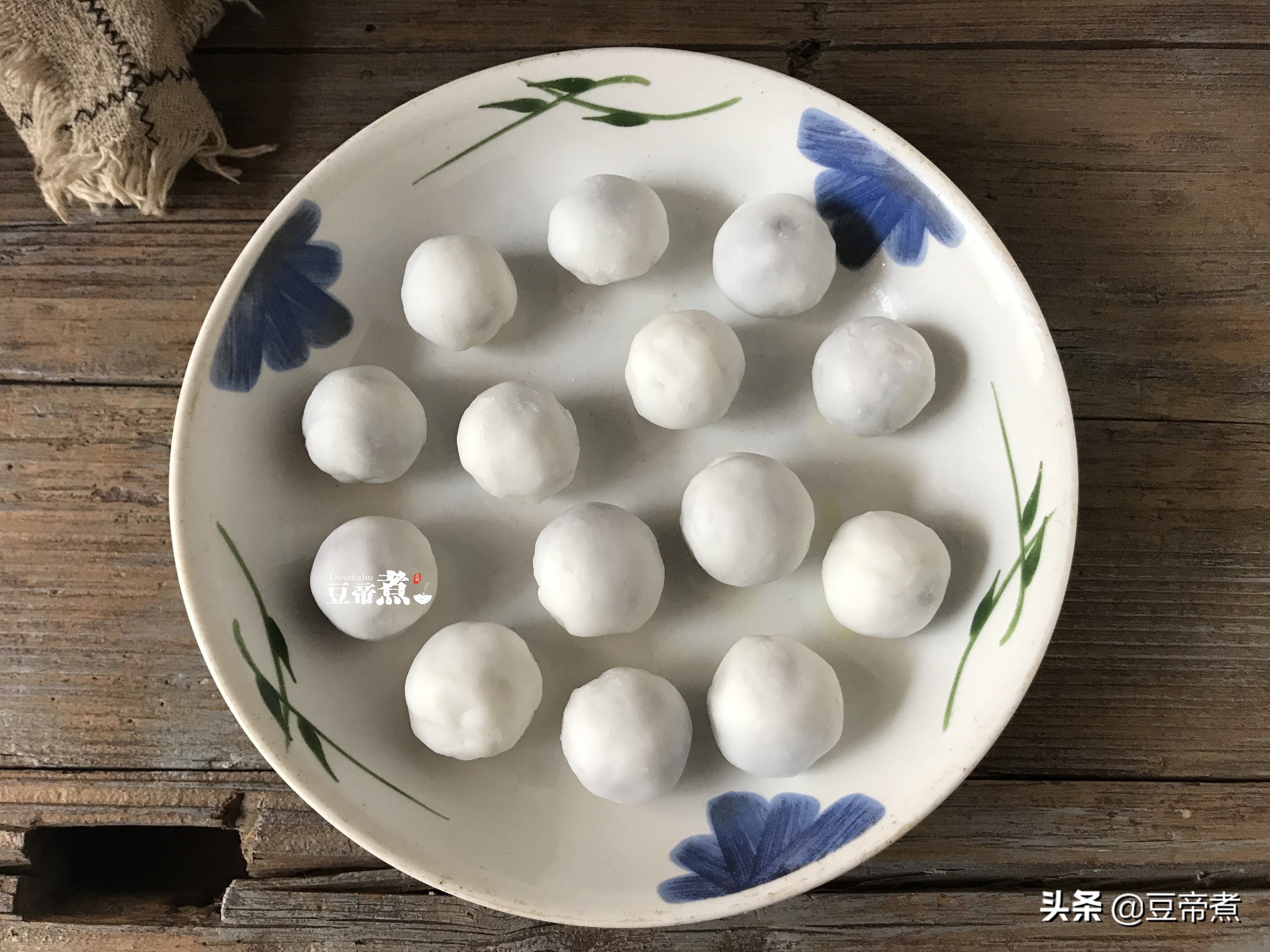 元宵汤圆简单手工制作大全,元宵节快要到了教大家如何做汤圆