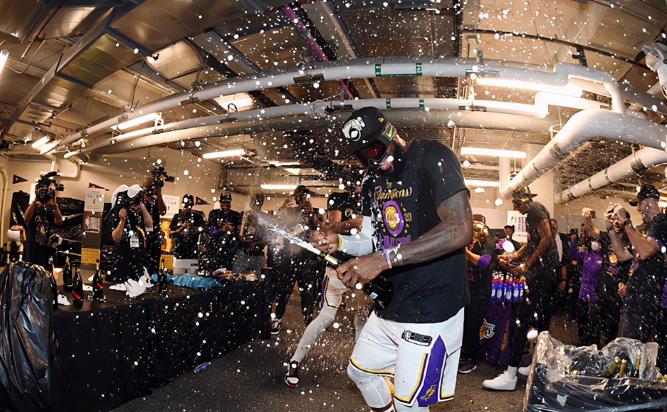 湖人夺冠纪念品销售热图！波士顿几乎为零，詹眉老东家地区捧场