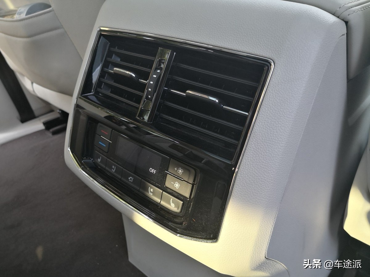 大众新威然在mpv里算不算好车,王者归来体验全新上汽大众mpv威然