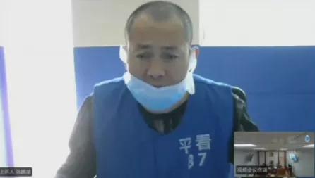 假官们：她声称父亲是中央领导，副区长像“一个太监在伺候太后一样”招待她