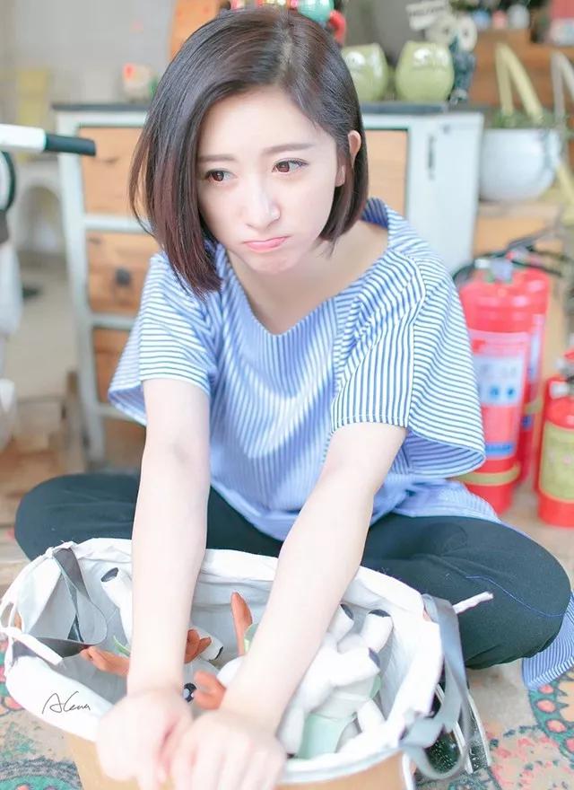 短发大饼脸2022年最流行的发型,大饼脸适合什么发型短发