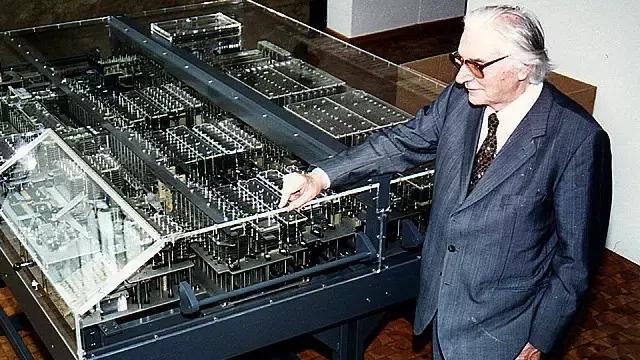 你知道电脑史上十大黑客吗？说不定你就是下一个！