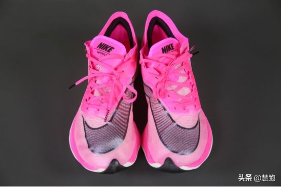 跑马季,跑全马的耐克碳板跑鞋推荐