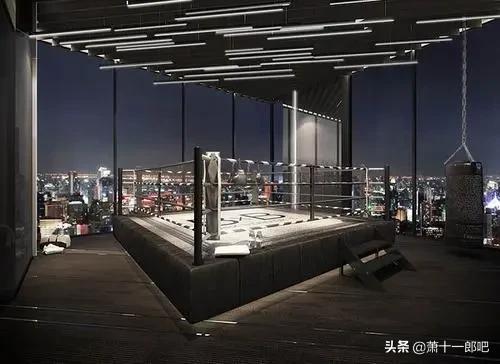 如何击打沙袋不伤手腕,击打不倒翁沙袋和吊式沙袋好处