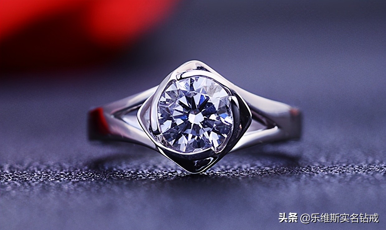 怎么挑选钻戒有哪些基本常识,怎么挑选钻戒最省钱