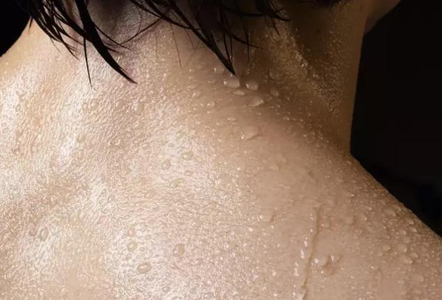 产后宝妈最难受的问题,产后妈妈遇到的问题怎么办