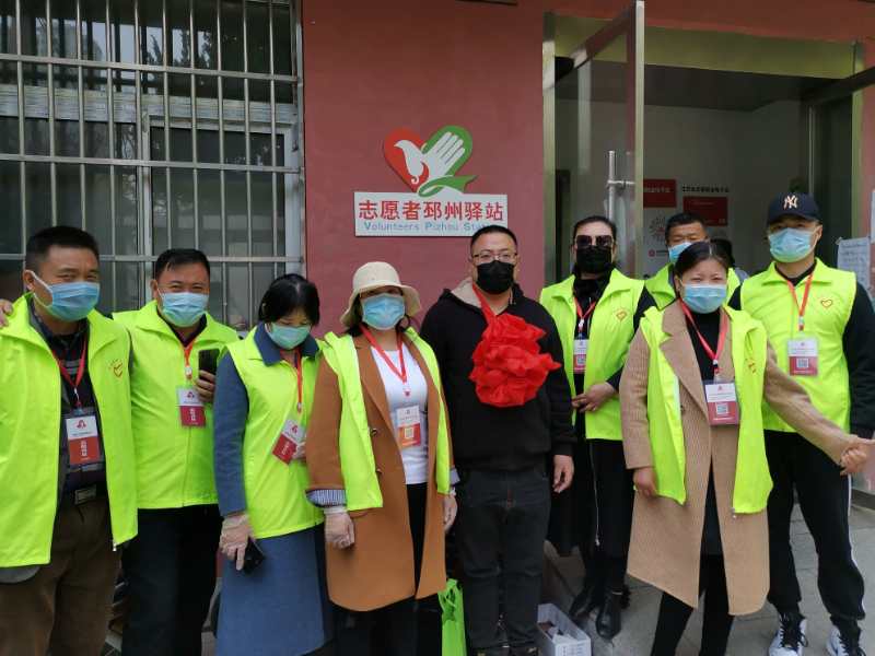 春风万里行,抗疫不了情