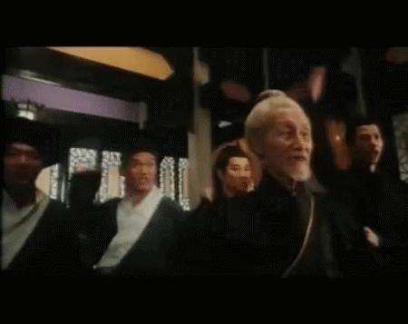 关于她的每场撕X，都会走向同一个神奇结局