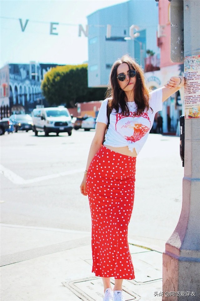 身高不够,搭配来凑!学会这些显高穿搭,小个女生也能穿出大长腿