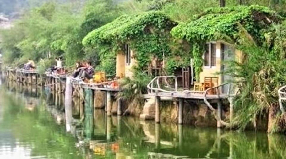 大隐隐于市。在最繁忙的国际大都市,观澜山水田园,别有情趣