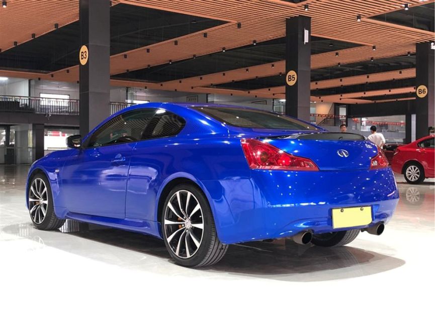 马自达8mpv新款上市,马自达8座mpv