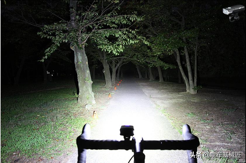 猫眼骑行灯测评,猫眼车灯好吗