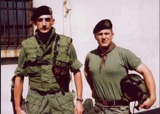 解放军购买140万套防弹衣,解放军两年内配发防弹衣