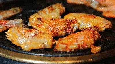 海南旅游豪华游艇出海,海南海上游艇包含海上玩的吗