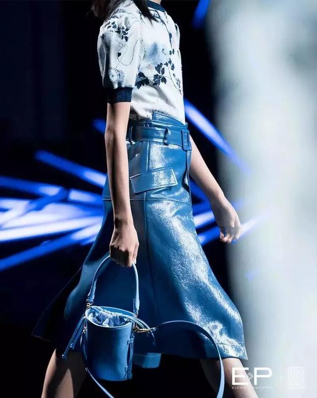 ep雅莹女神节,ep雅莹小西装